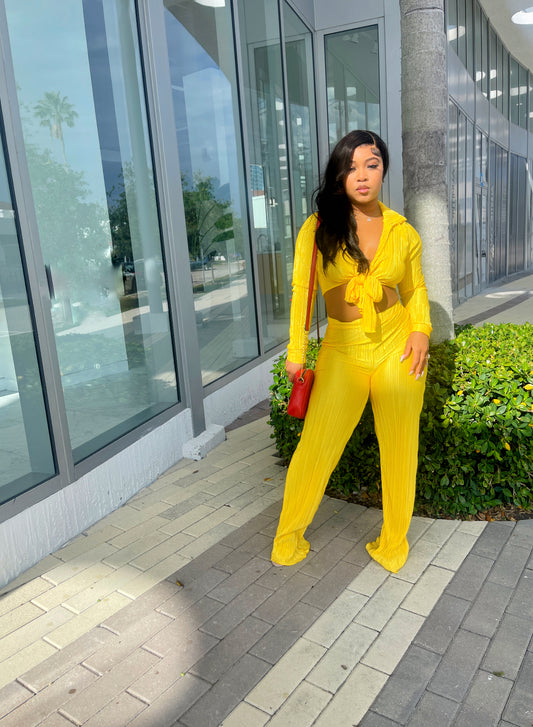 Yellow Yara Pleaded set