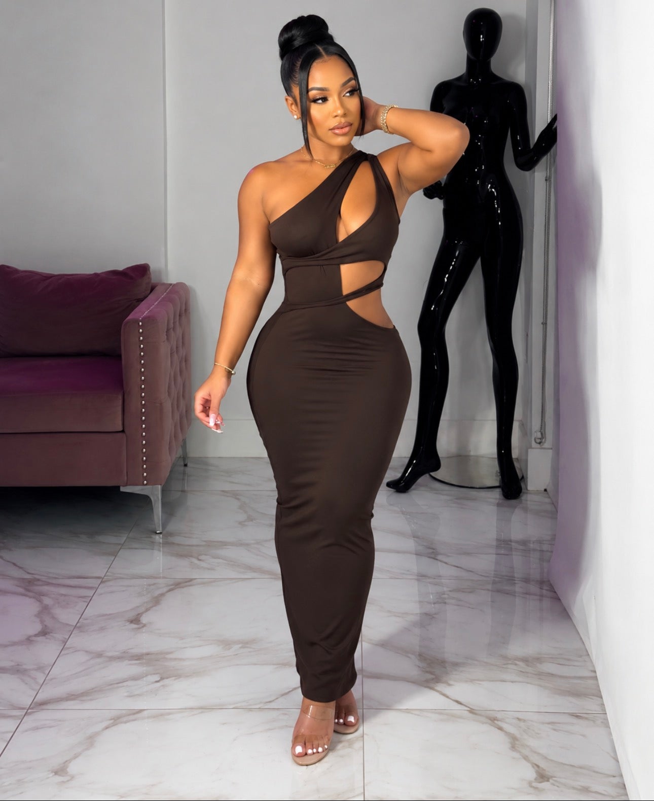 Monica (brown)